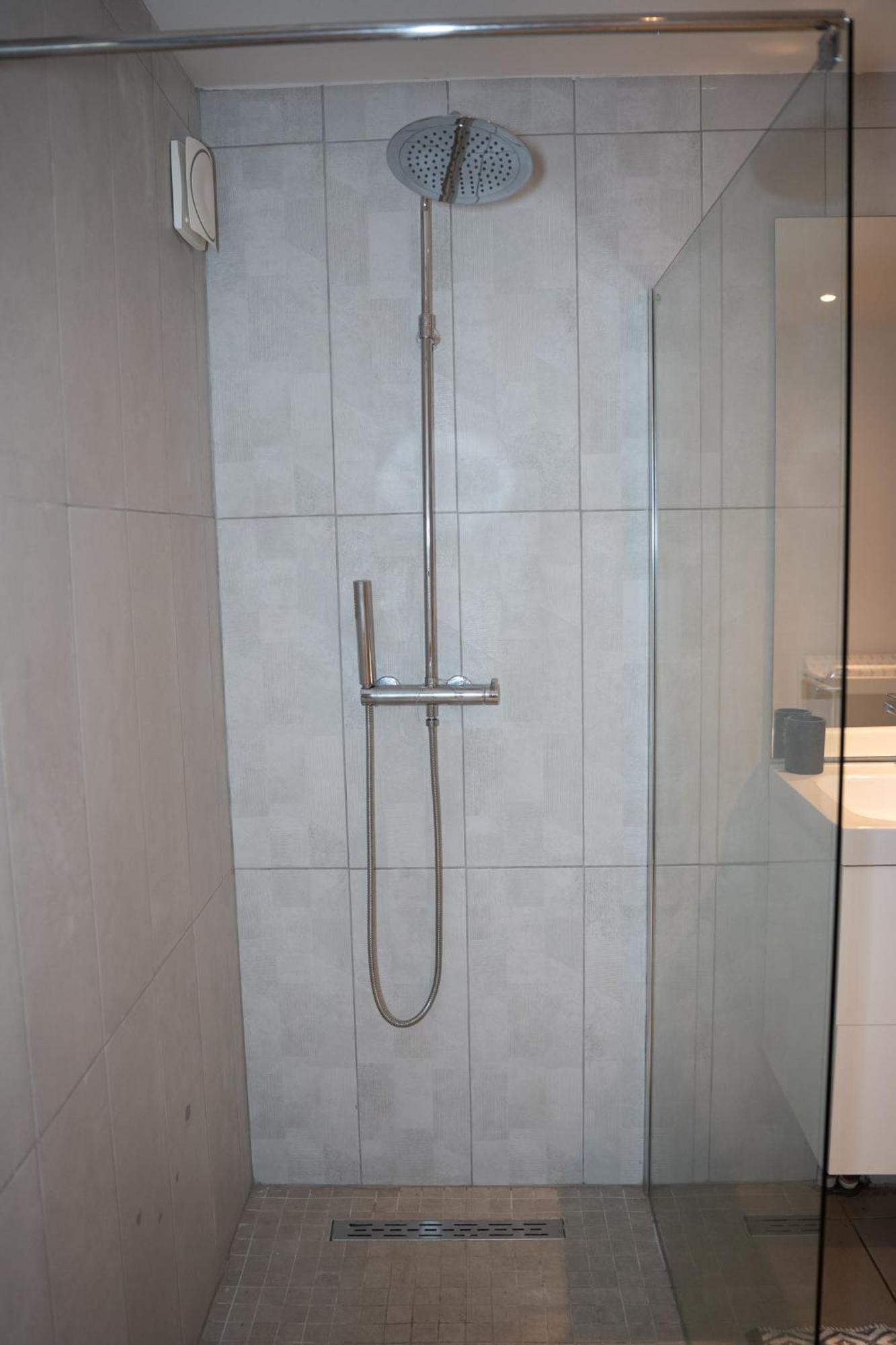 Ferienwohnung Le Bathalzar Villeneuve-d’Ascq Exterior foto